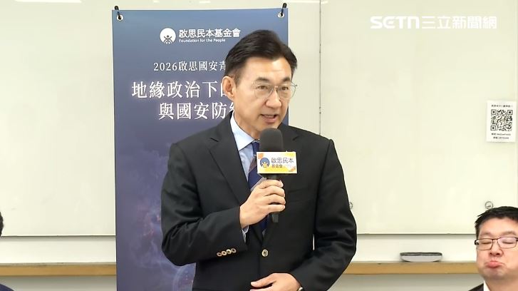 江啟臣出席活動被問及傅崐萁「想當副院長」時,僅回應「謝謝」便快步離去(圖/翻攝畫面)