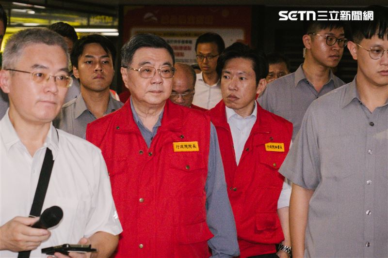 行政院長卓榮泰前往北車視察演習情形。(圖/記者楊士誼攝影)
