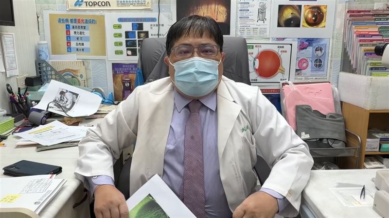 洪啟庭也提醒,若民眾在經期後照鏡子發現眼睛出現不明異物,無須過度恐慌,應盡快就醫由專業眼科醫師評估處理。(圖/洪啟庭提供)
