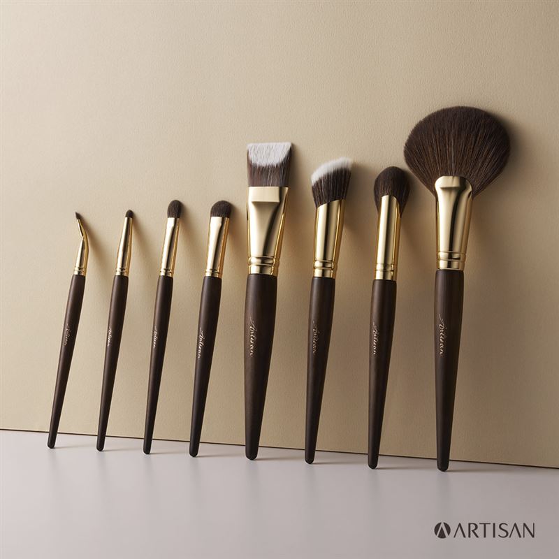 ARTISAN推出全新「全方位專業刷具系列」。(圖/品牌業者提供)