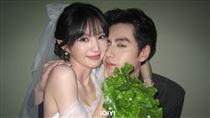 田曦薇披婚紗嫁胡一天　生菜捧花超搶鏡