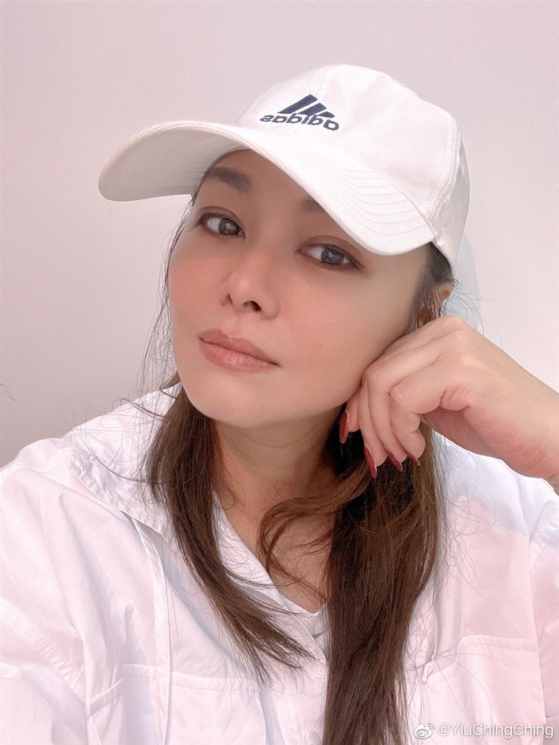 香港女星姚正菁曾是天王郭富城女友,淡出演藝圈超過30年,近日宣佈回歸。(圖/翻攝自微博 @YiuChingChing)