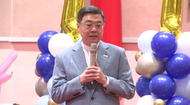 翁曉玲嗆餓死政府　卓榮泰堅定反擊了