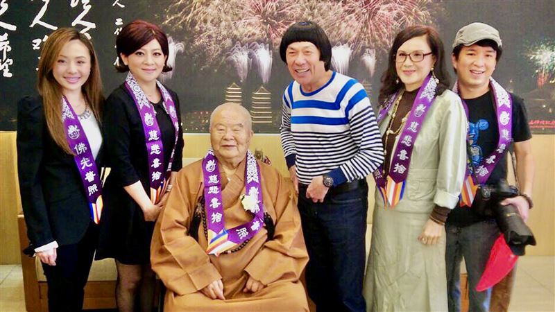 圓夢開唱會前陳盈潔走了！王建傑出道44年首開演唱會《傑然不同》，將唱《風飛沙》謝恩人一代歌后陳盈潔。（圖／王建傑提供）