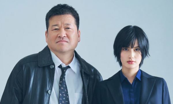 男星佐藤二朗否認對橋本愛有職場騷擾行為。(圖/翻攝自IG @fufu_deka_cx)