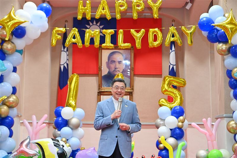 行政院長卓榮泰出席行政院親子日(圖/行政院提供)