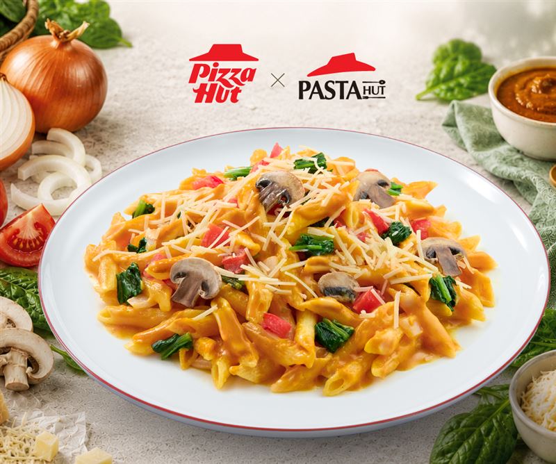 必勝客Pasta Hut 全新推出「法式咖哩奶油彩蔬麵」。(圖/必勝客提供)