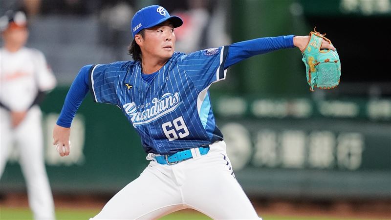 鈴木駿輔7局失2分好投 獅隊4失誤吞連敗