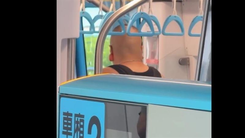 捷運三鶯線驚傳持刀打架！列車緊急停駛中