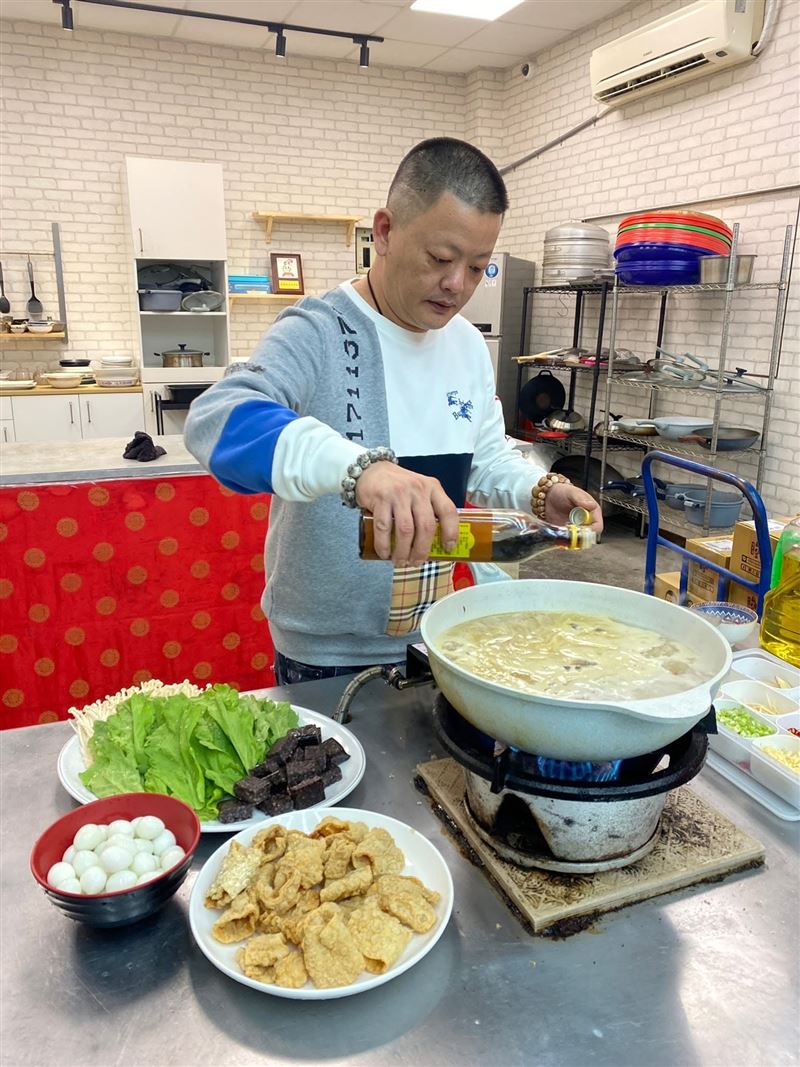 肥大叔逝世消息震驚各界。(圖/翻攝自肥大叔臉書)