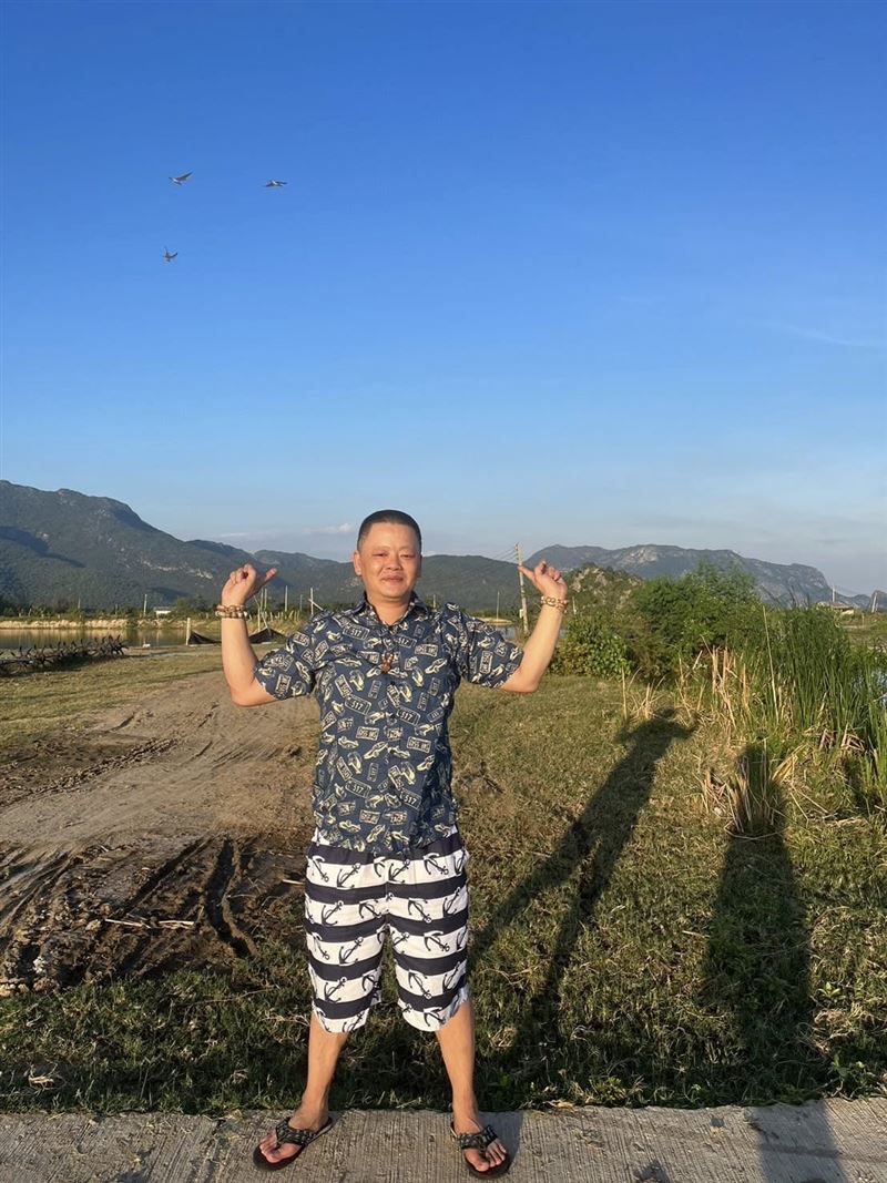 肥大叔逝世消息震驚各界。(圖/翻攝自肥大叔臉書)