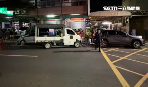 彰化毒駕連撞！驚見6旬婦吸毒開貨車狂掃