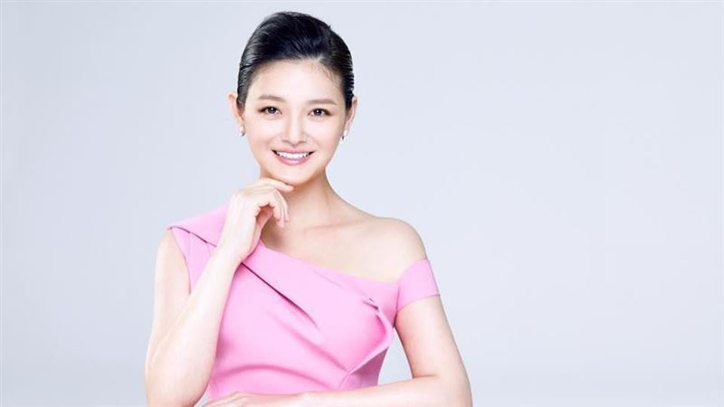 知名女星大S徐熙媛離世後,過往與周渝民「仔仔」交往時的甜蜜回憶不時被粉絲重新翻出。(圖/翻攝自臉書)