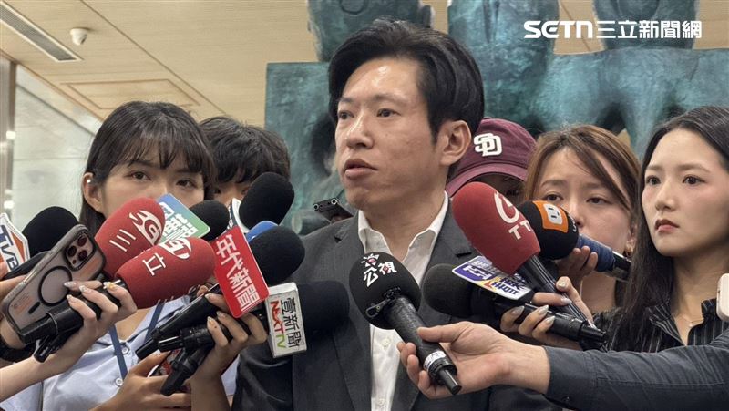 翁曉玲嗆砍預算有未竟之志　張惇涵回應了