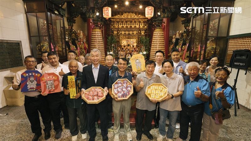 新莊保元宮迎250週年建醮大典,特致贈3000客運份行車平安符。(圖/翻攝畫面)