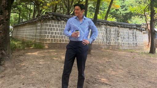 始源參選議員？頭貼遭AI合成　網：SM告他