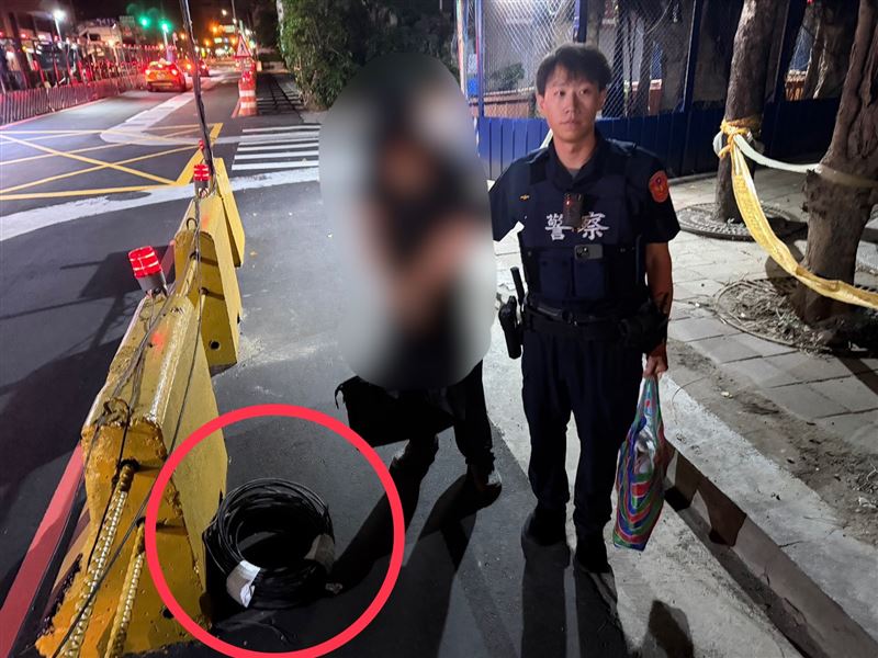 一名陳姓男子於4天內連續兩次至台北市中正區南海路與湖口街口一處捷運工地行竊。（圖／翻攝畫面）