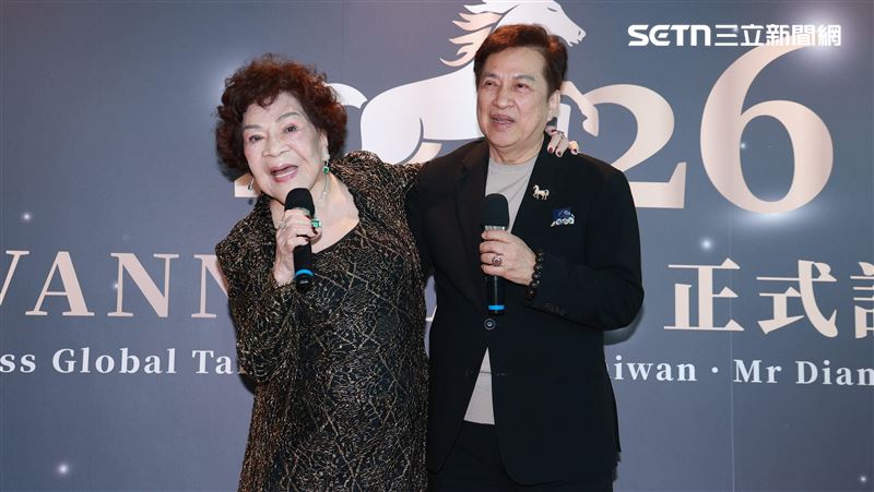周遊89歲戴2千萬珠寶 封口避談曹雨婷