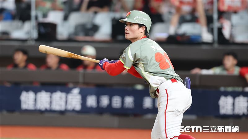 面生涯最大低潮　李凱威嘆與「腳傷共存」