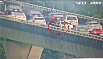 五楊高架撞特斯拉　肇事3男棄車狂奔逃逸