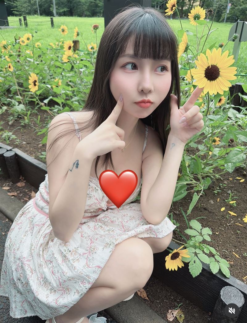 胎尼本業是女優。(圖/翻攝自IG)