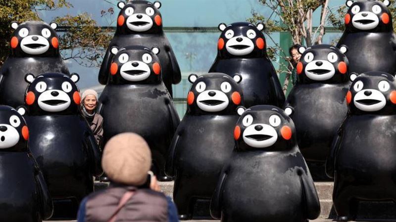 熊本熊今復出　直奔災區避難所托兒所送暖