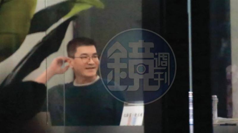 趙建銘新女友真實身分曝光　手機藏曖昧照