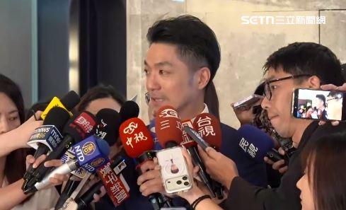 陳時中酸面目猙獰的帥哥　蔣萬安回應了