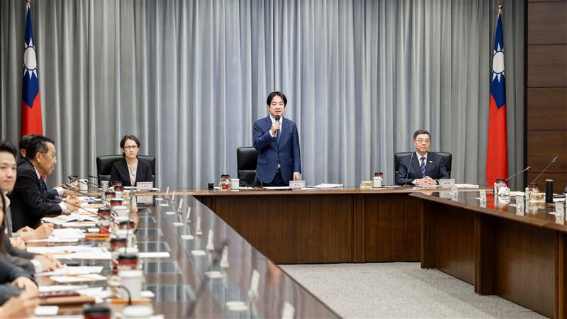 明年全民普發現金1萬！卓揆親上火線說明
