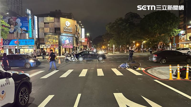 台中重大車禍!酒駕闖紅燈撞3機車,35歲女破頭意識不清緊急送醫。(圖/翻攝畫面)