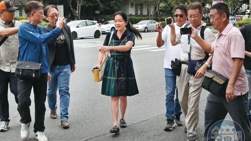 陳幸妤爆趙建銘多線經營　女大生身分曝光