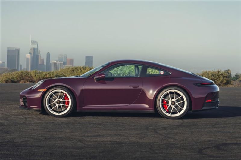 保時捷2027年式911 Carrera S MT Package只有北美限定。(圖/翻攝Porsche網站)