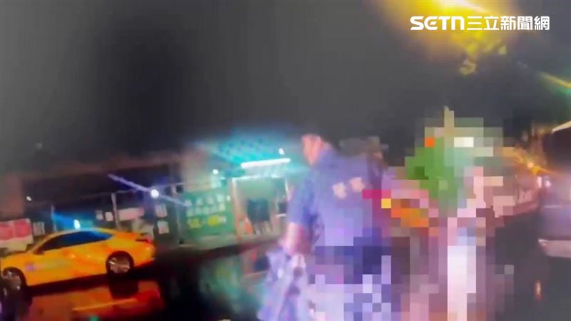 北市蕭男毒駕載友搭車遭警攔查,驗出安非他命及海洛因陽性反應。(圖/翻攝畫面)