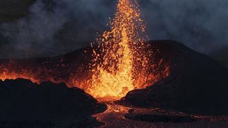 遊客朝聖歐洲最高活火山　下秒遭巨雷劈死