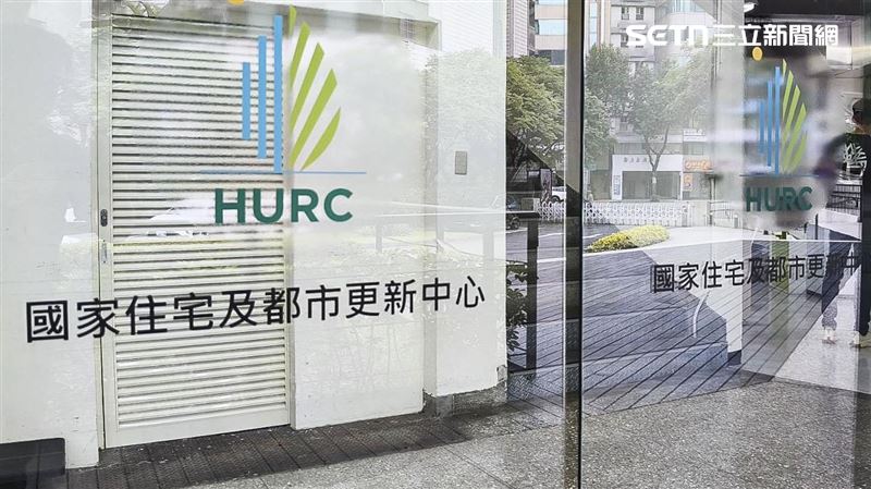 寄居蟹管顧6千6百戶社宅包租代管銜接一事,國家住都中心表示,目前六都租服公會已協助聯繫上5千餘案之房東並提供諮詢,且已有2千5百餘位房東完成登記意願調查,呼籲尚未完成意願登記的房東客儘速辦理,及時獲得協助。(圖/記者陳韋帆攝影)