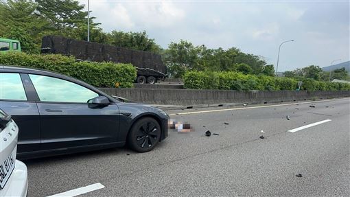 新／國1三義段重大車禍！3人無生命跡象