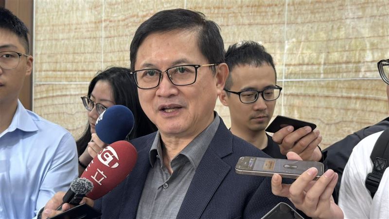 蘋果首款摺疊機　連和碩董座童子賢都好奇
