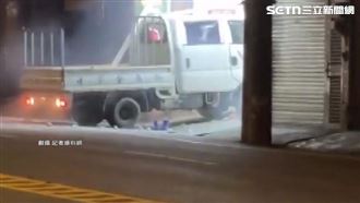 討嘸吸管暴走？熟客妻毆店員開車撞檳榔攤
