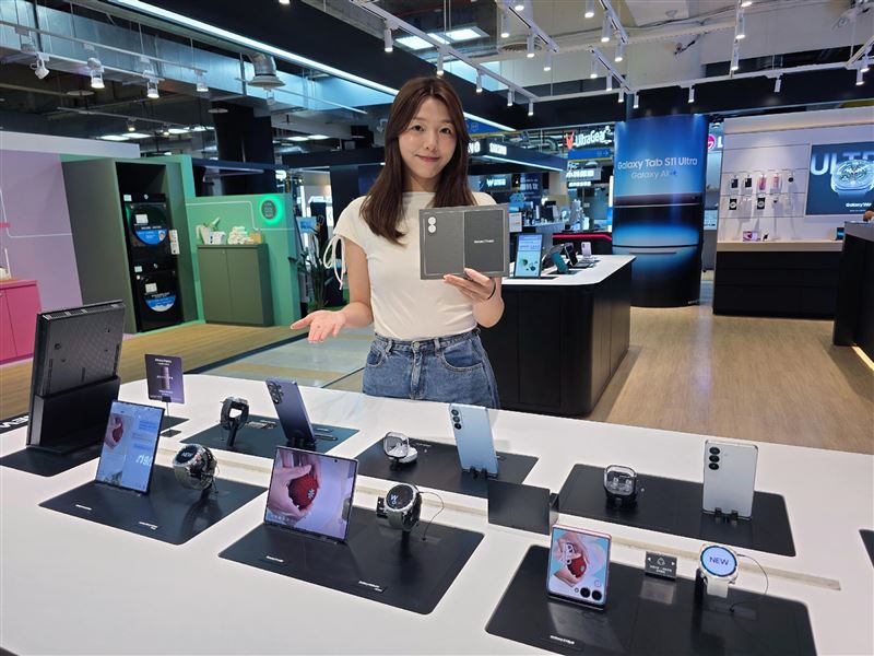 SAMSUNG Galaxy Z Fold8、Flip8正式開賣,燦坤有Buy有保庇,祭出獨家星動AI大禮包