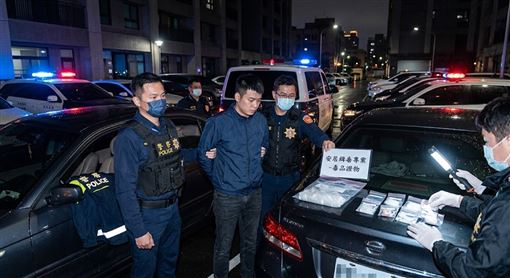 查到自家人！桃警持毒又轉讓　2大過免職