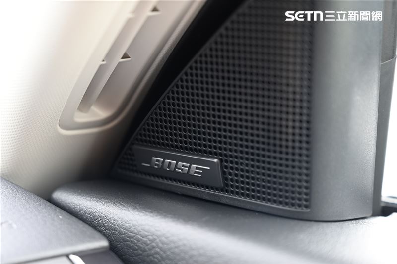 Mazda CX-5 25S AWD Premium Plus配備BOSE 12支揚聲器。(圖/記者鍾釗榛攝影)