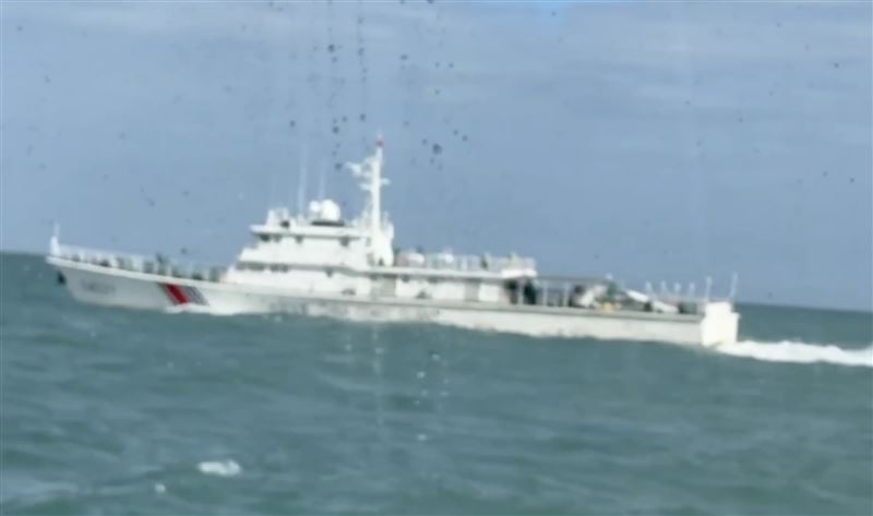 4艘中國海警船集結逼近金門限制水域。(圖/翻攝畫面)