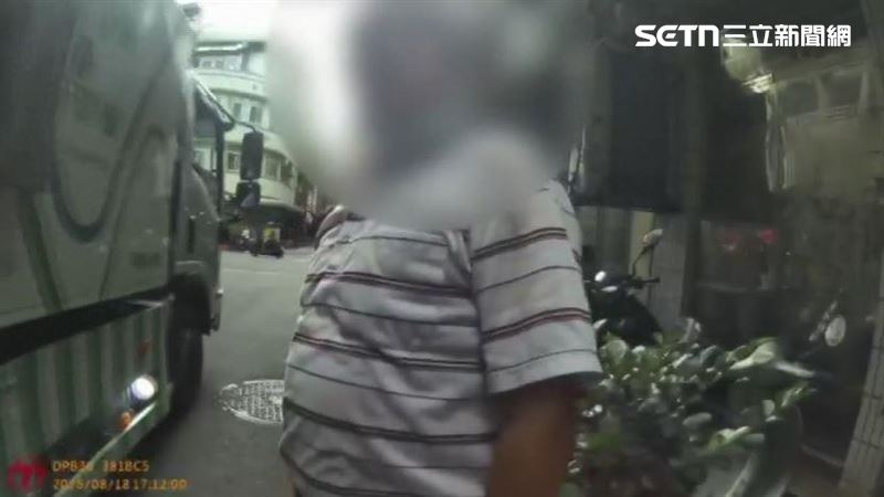 不給丟汽車尾翼遭嗆下班處理　清潔隊報警