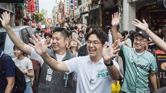 蔣萬安危險了？沈伯洋「洋流」連中媒不安