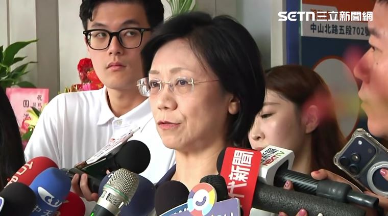 律師轟翁曉玲：鬼月增添搞笑感，大可不必