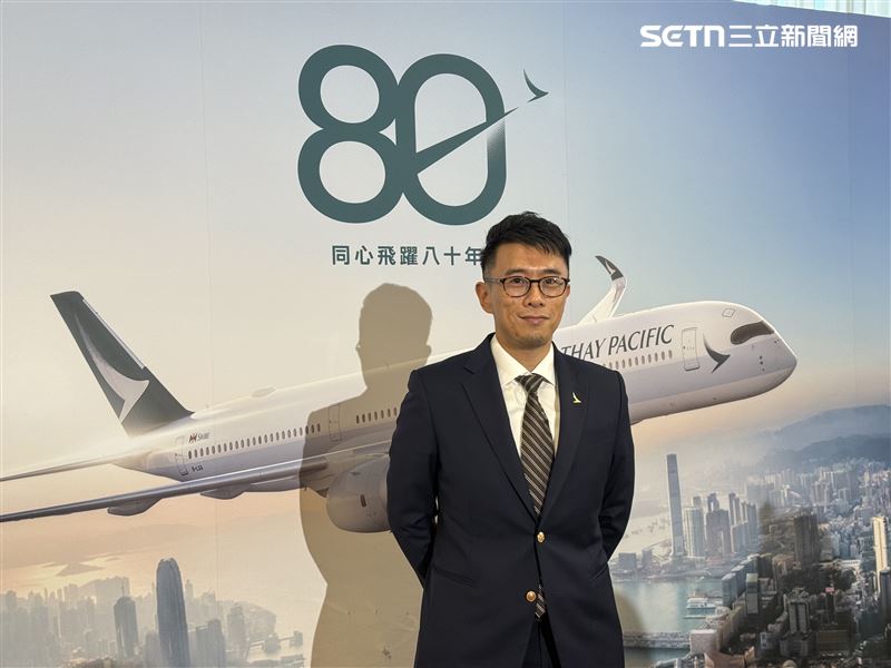 冼蔚宗表示，集團8月上旬公布2026年中期業績，並承諾投資約1500億港元於機隊、客艙產品、貴賓室及數位創新等領域。（圖／記者李育道攝影）