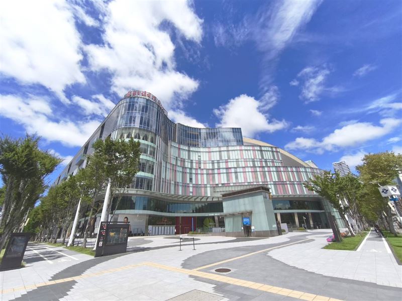 因應大巨蛋商場棟試營運以及大巨蛋棒球賽事,北捷提早公布管制措施。(圖/遠東SOGO提供)