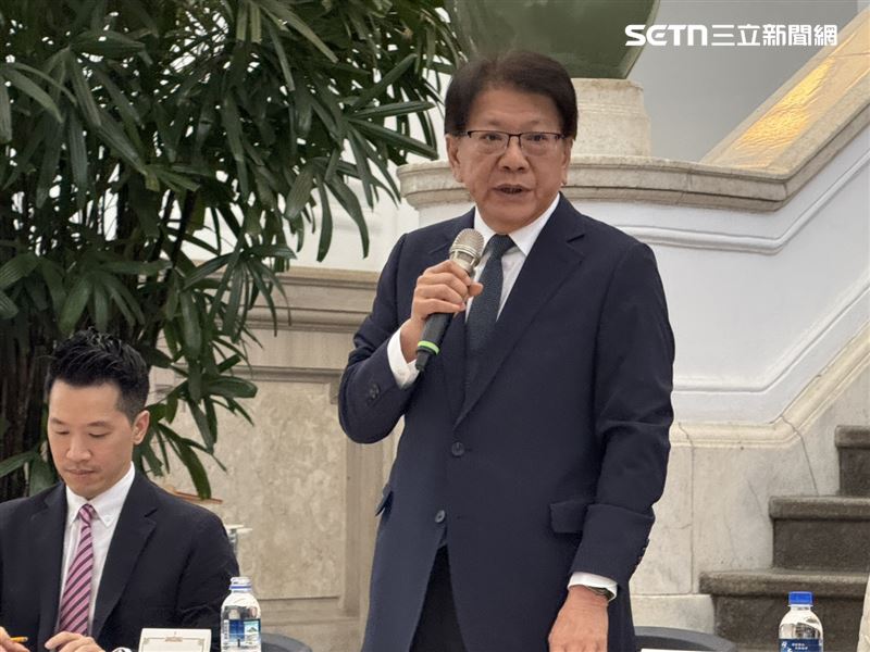總統府秘書長潘孟安與社福團體舉行「好事成圓 全民挺公益 讓中秋的愛不刪減」記者會(圖/記者劉秀敏攝影)