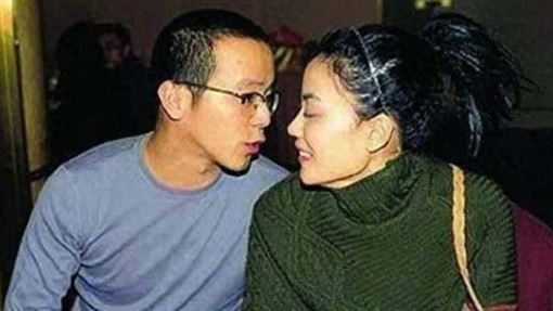 竇唯次女揭童年傷疤　12歲確診精神疾病