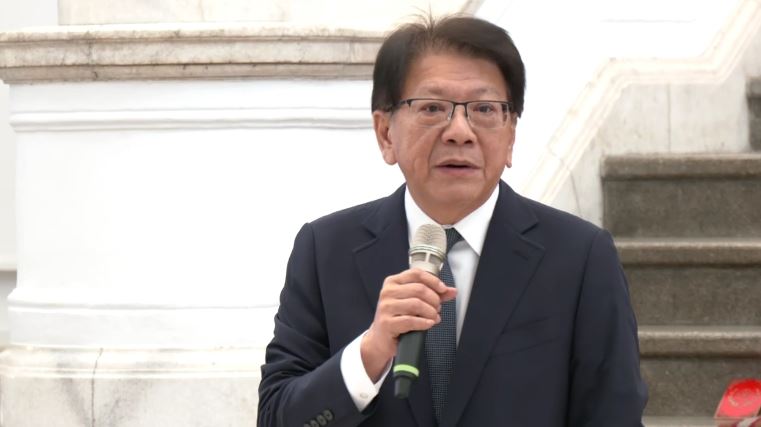 黃國昌酸買弱勢禮盒low　潘孟安一句反殺